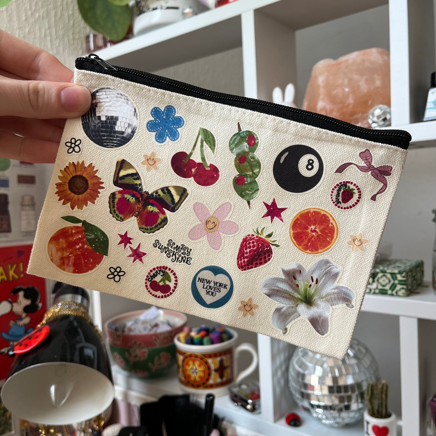 ‘summer loving’ pouch