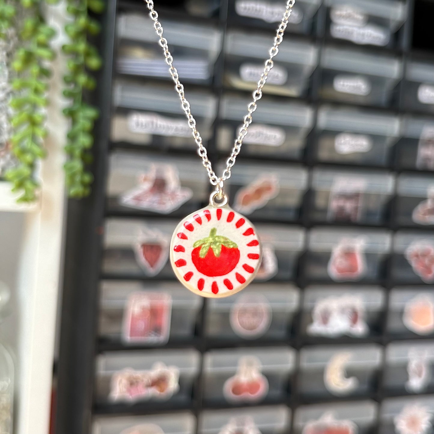 ‘tomato’ necklace (silver)
