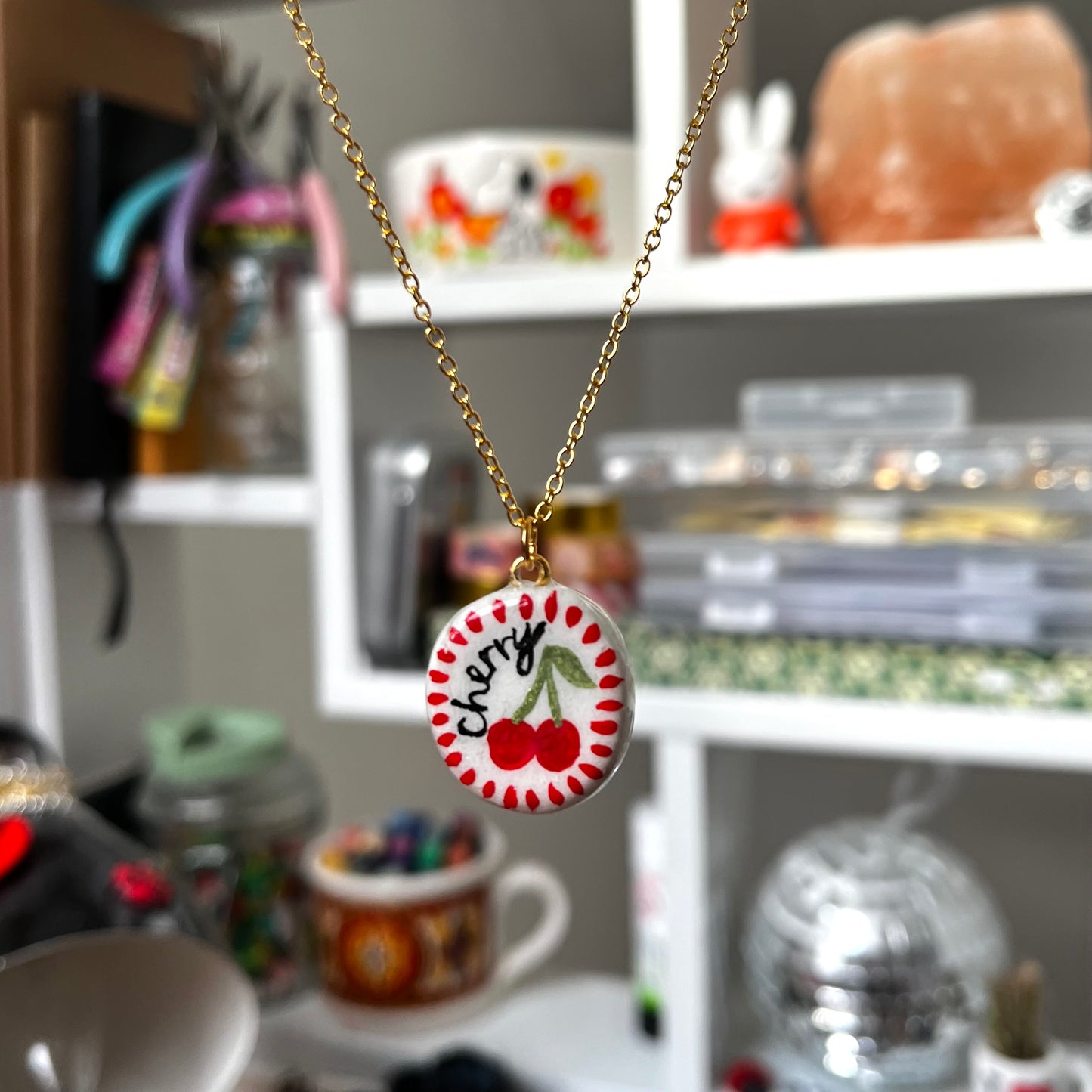 ‘cherry’ clay necklace (gold)