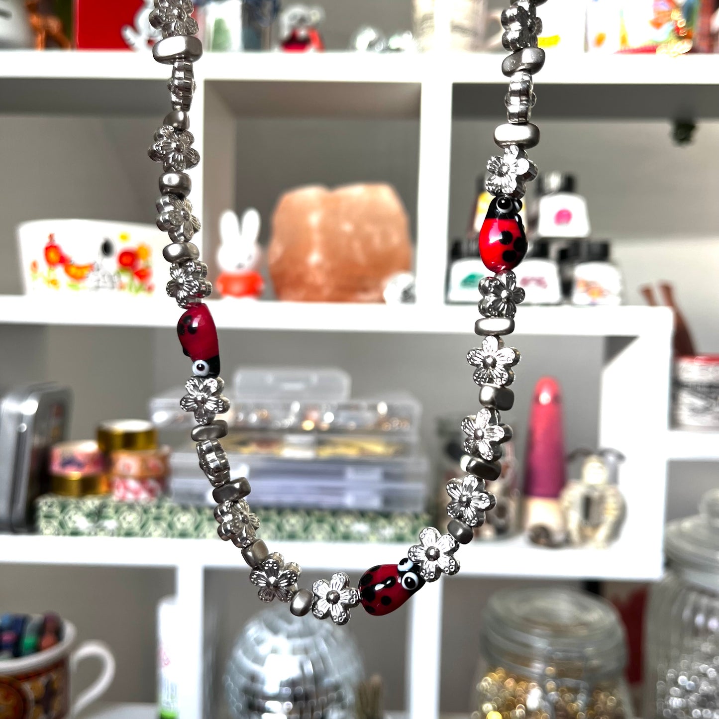 ‘flower bugs’ necklace (silver)