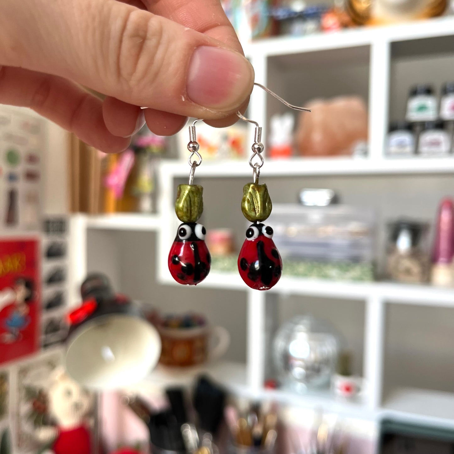 ‘lucky bug’ earrings (silver)