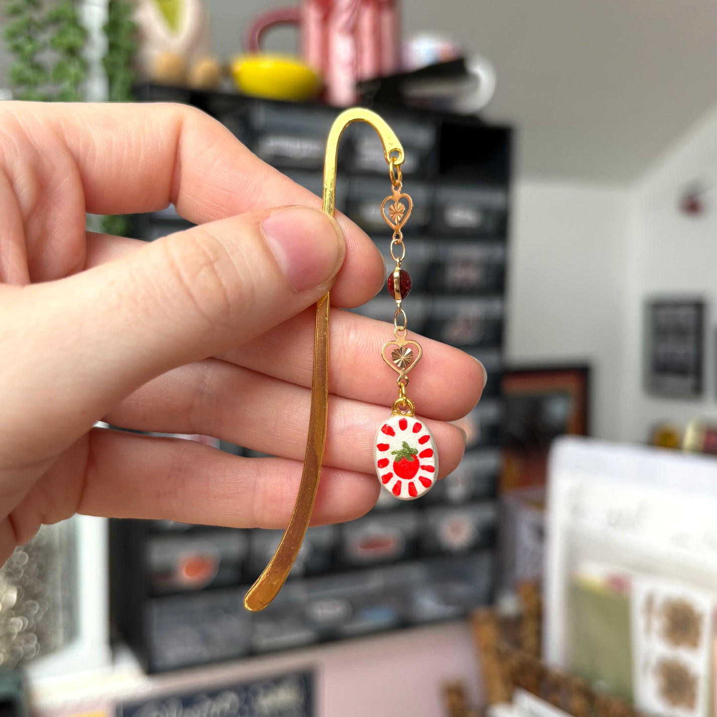 ‘tomato’ charm bookmark (gold)