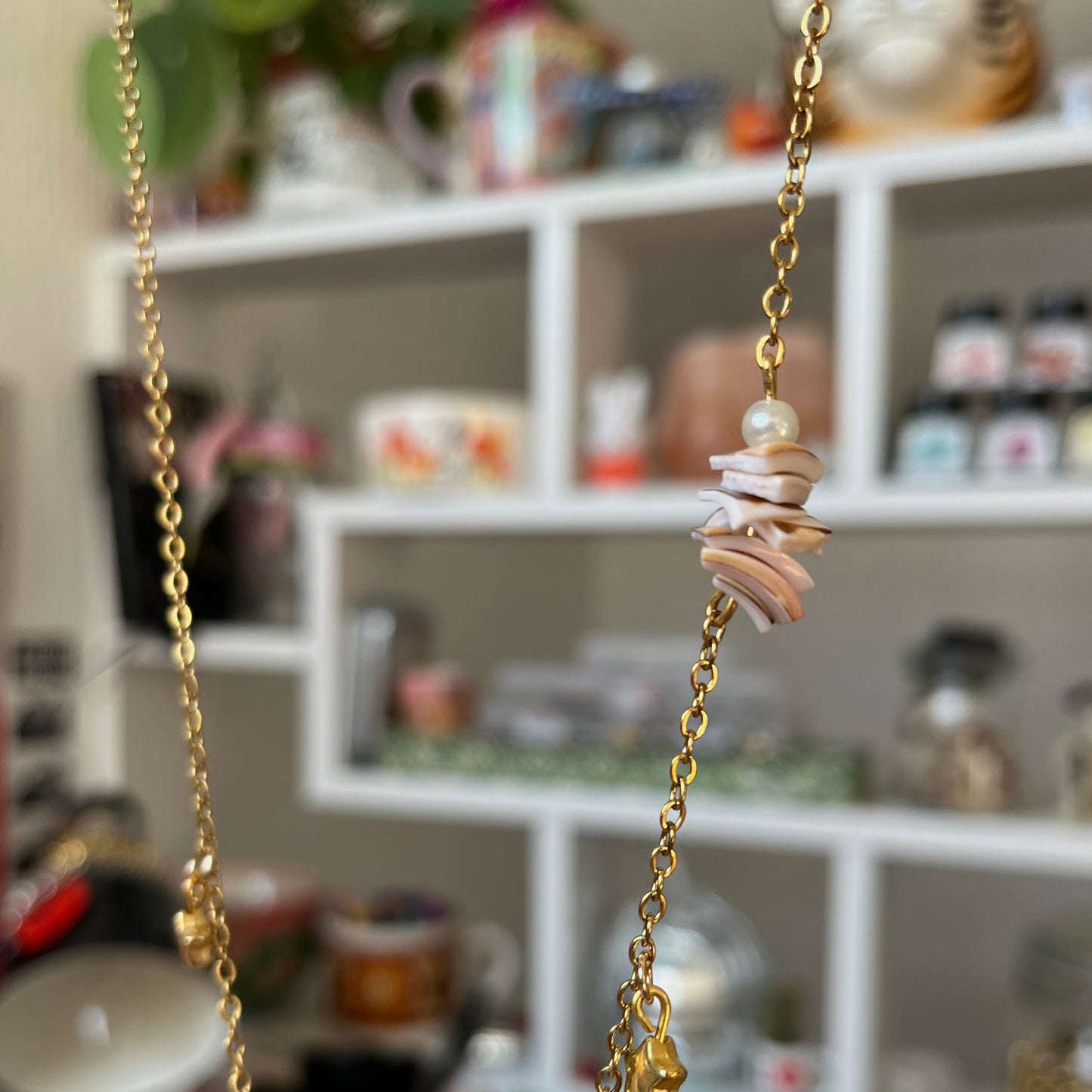 ‘seashells’ necklace (gold)