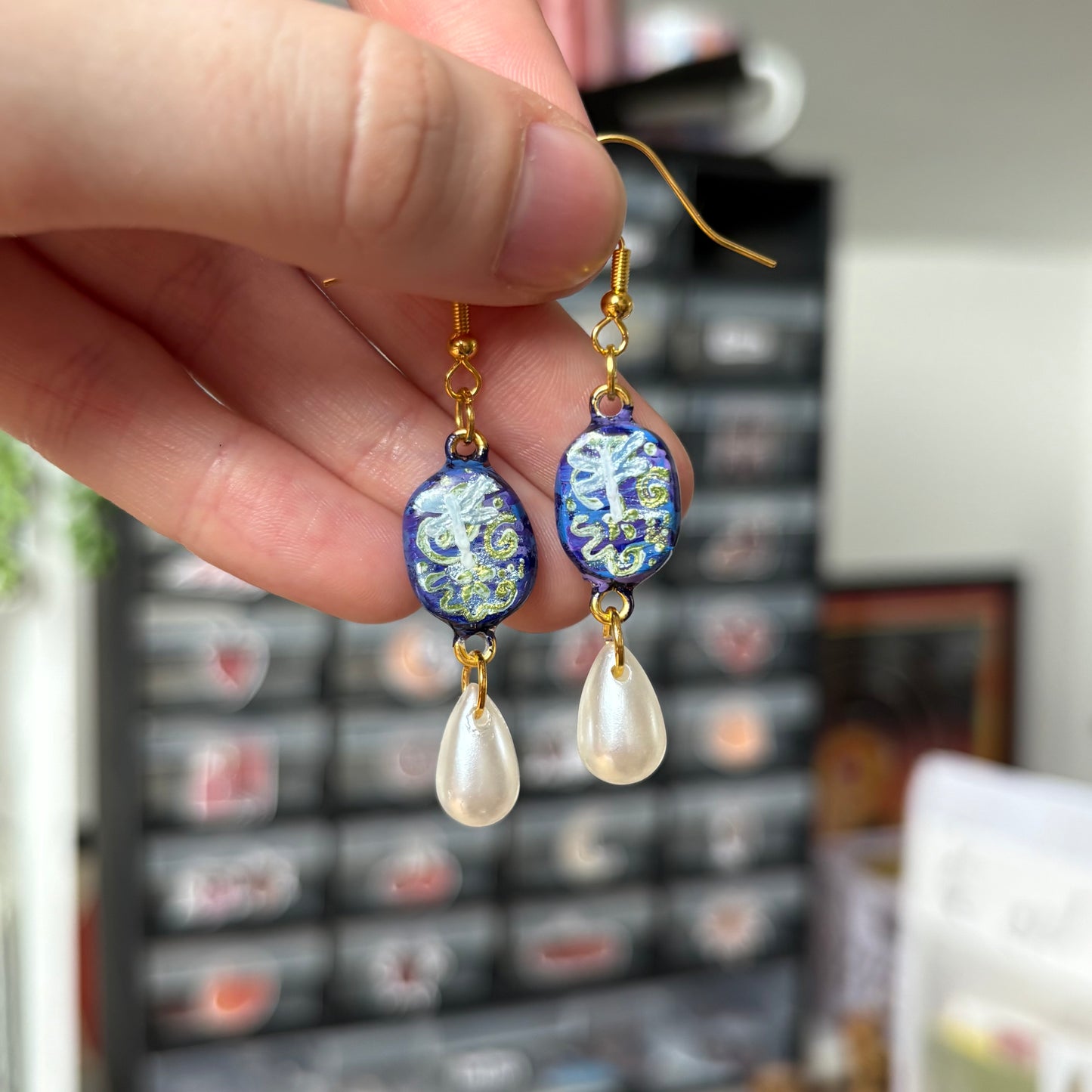 ‘whimsy’ mini earrings (gold)