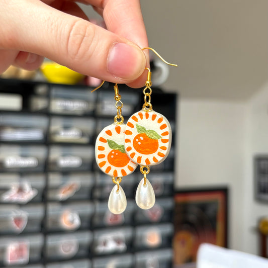 ‘orange’ earrings (gold)