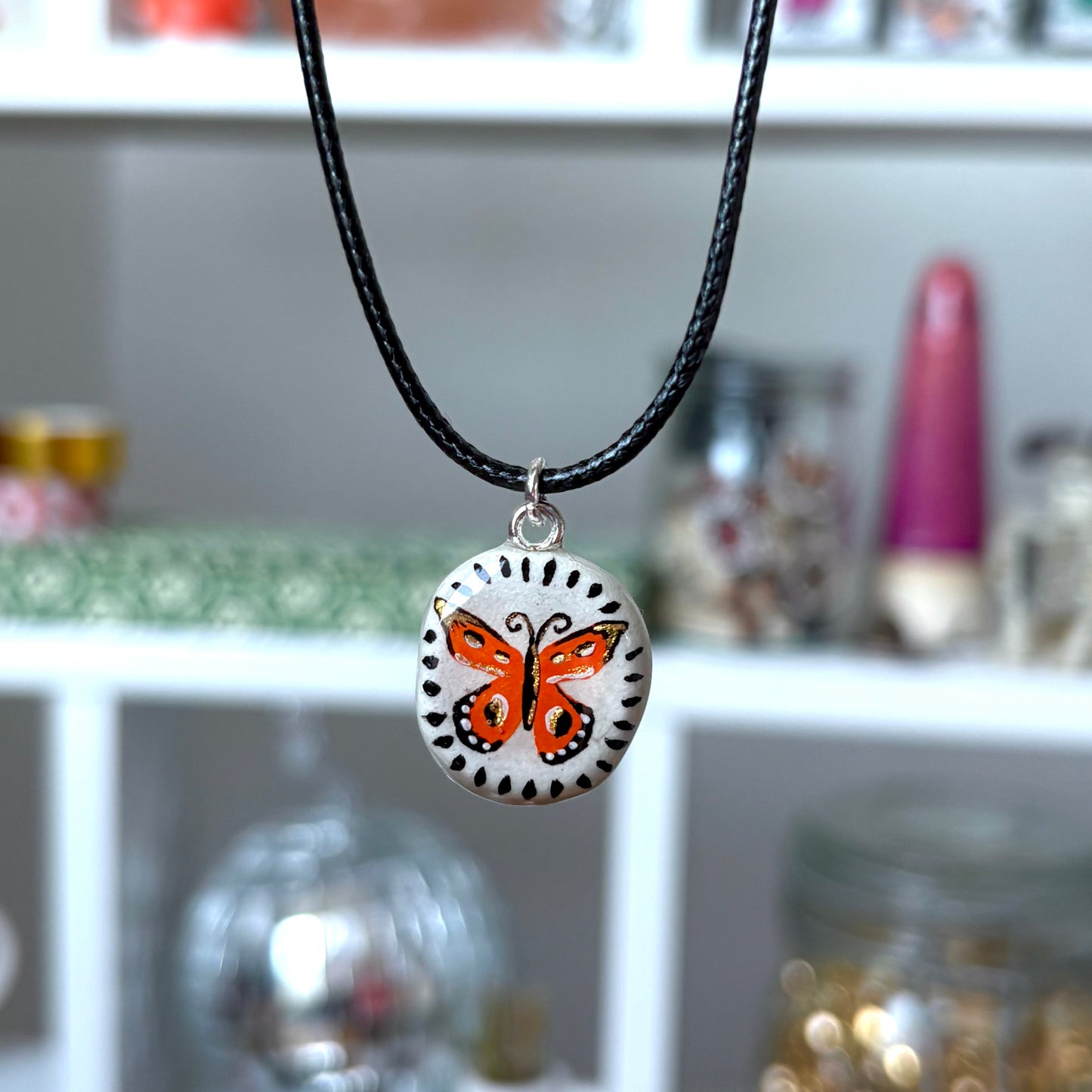 ‘butterfly’ clay necklace (silver)