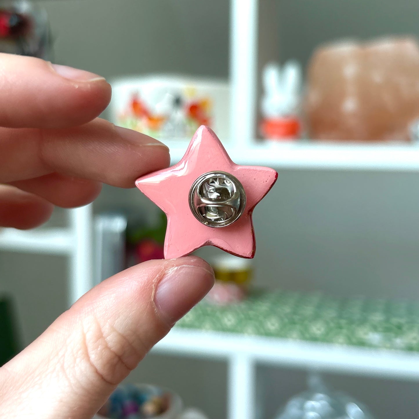 ‘clara’ clay pin (no.2)