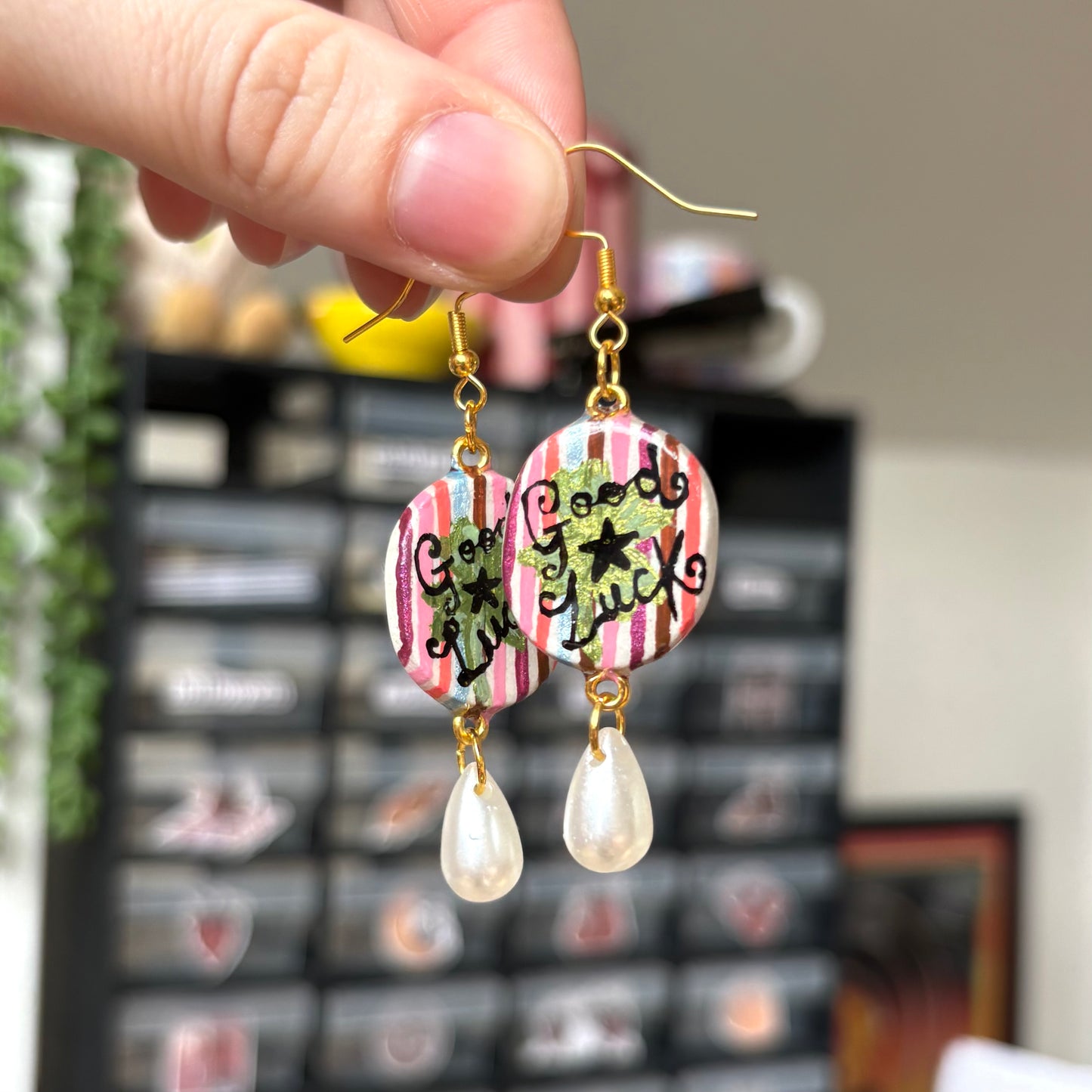 ‘good luck’ clay earrings (gold)