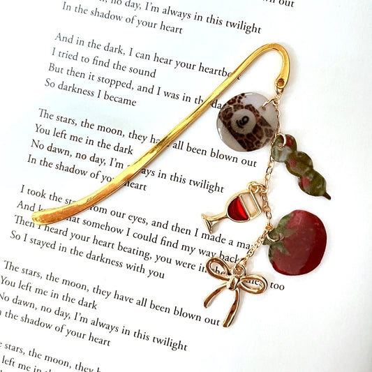‘dinner party’ bookmark