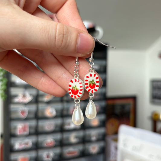 ‘tomatoes’ mini earrings (silver)