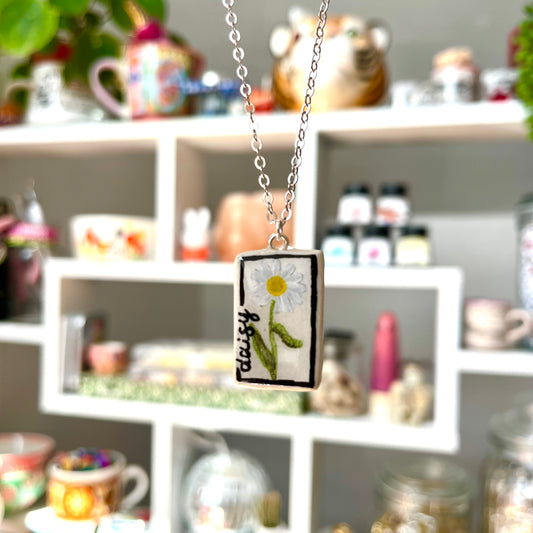 ‘daisies’ necklace
