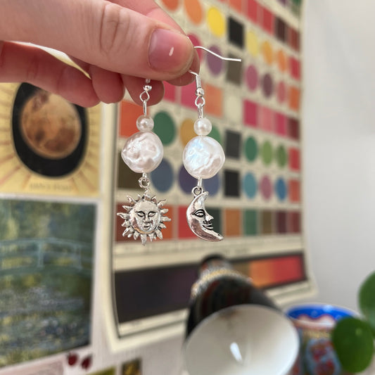 ‘golden slumbers’ earrings (silver)