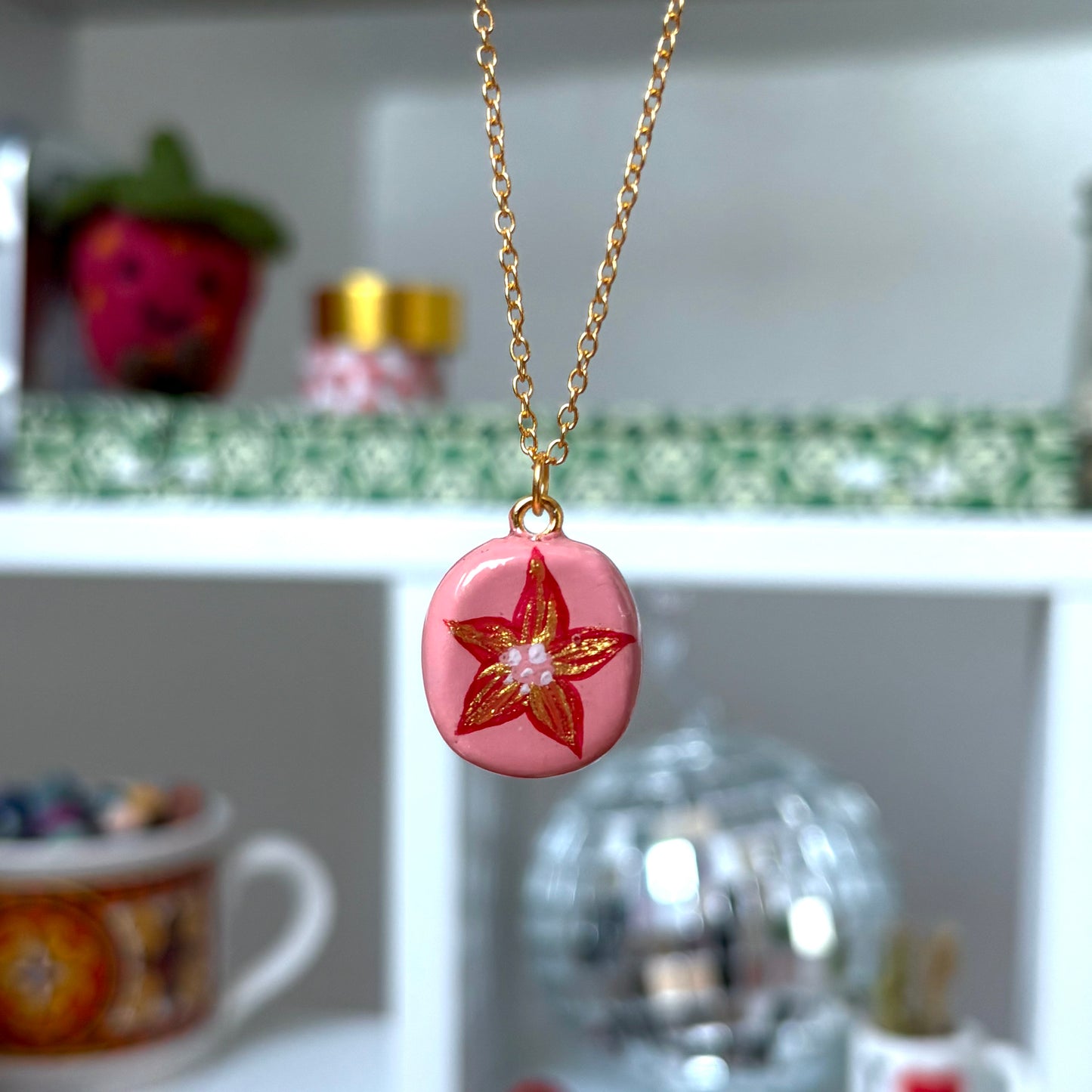‘clara’ clay necklace (gold)