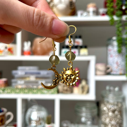 ‘canyon moon’ earrings (gold)