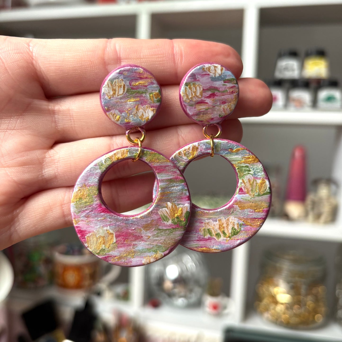 ‘water lillie’s’ clay earrings (gold)