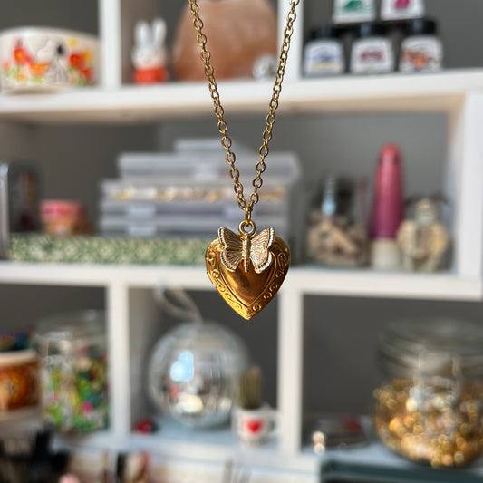 ‘butterfly’ necklace (gold)