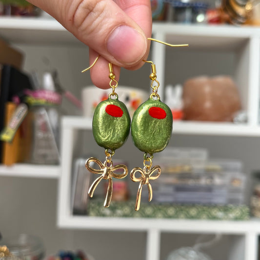 ‘stuffed olives’ earrings (gold)
