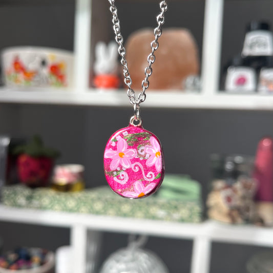 ‘flora’ clay necklace (silver)