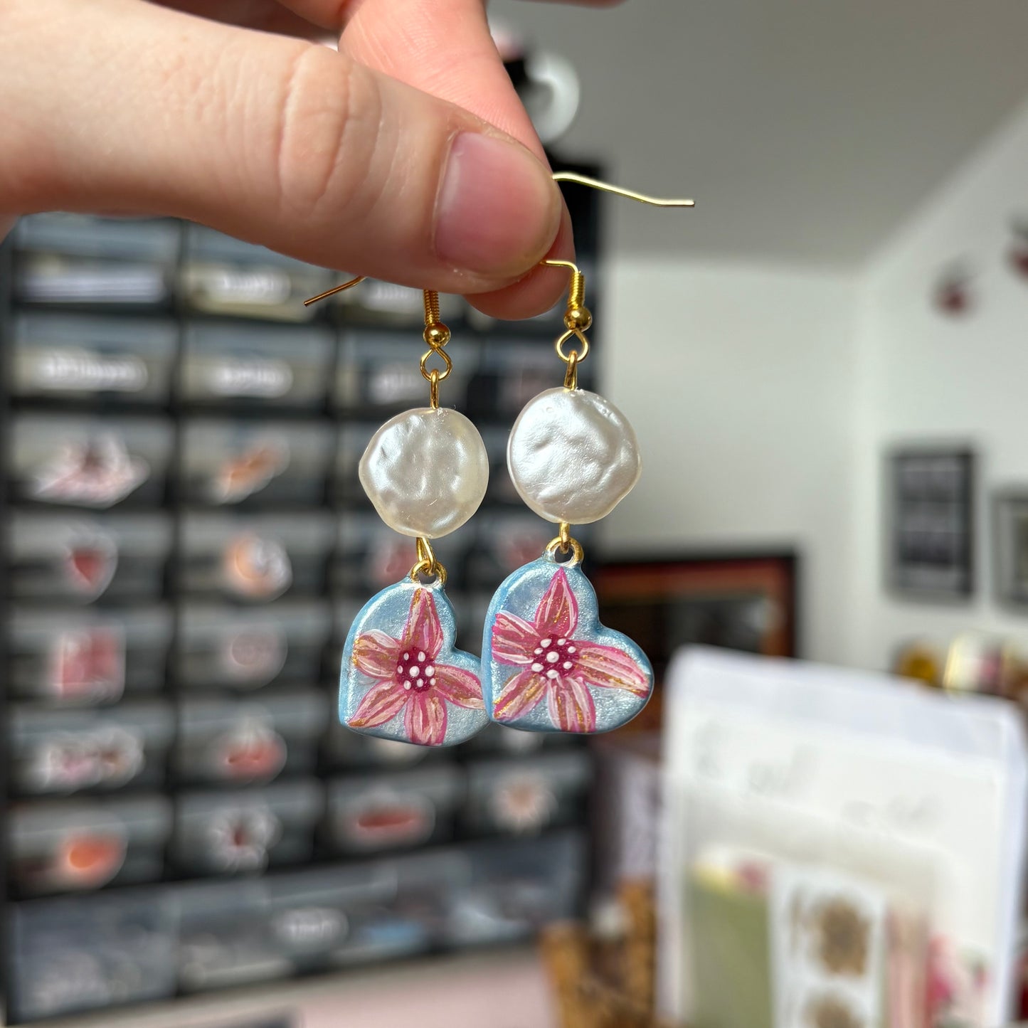 ‘we’ll be alright’ earrings (gold)
