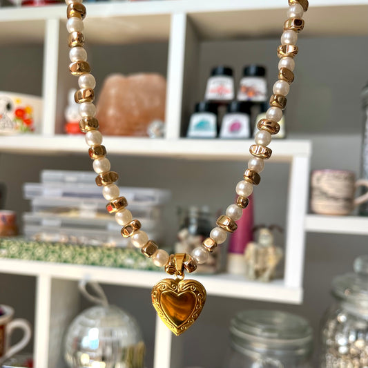 ‘we’ll be alright’ necklace (gold)